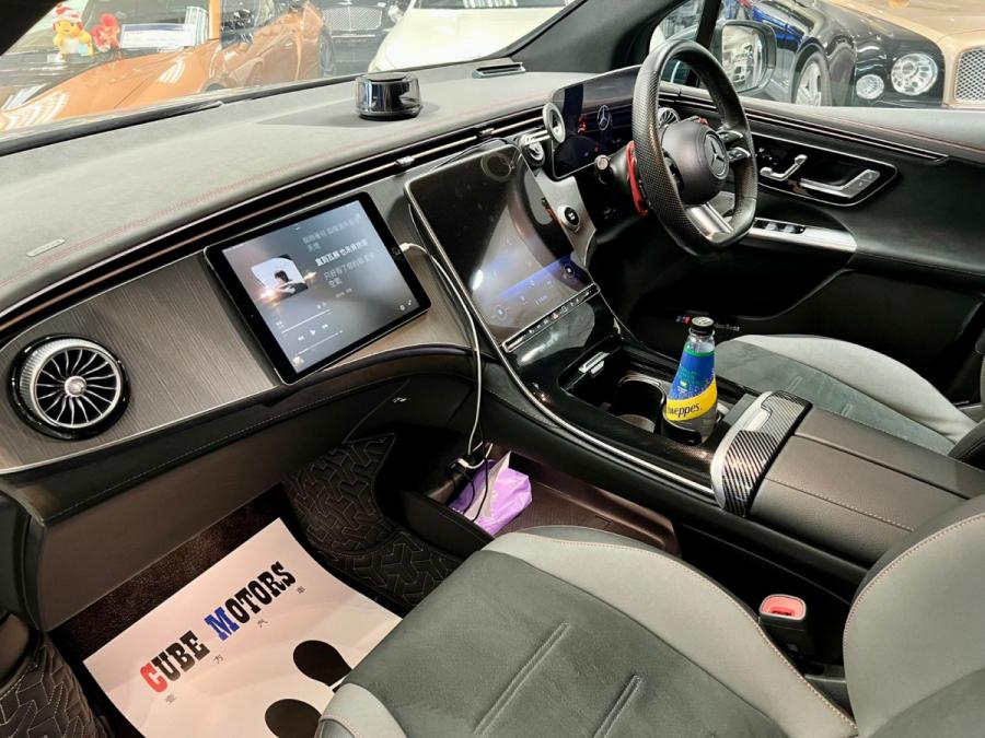 EQE350 4MATIC - Image 4